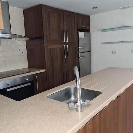 One Bedroom Apartment Dublin Bagian luar foto
