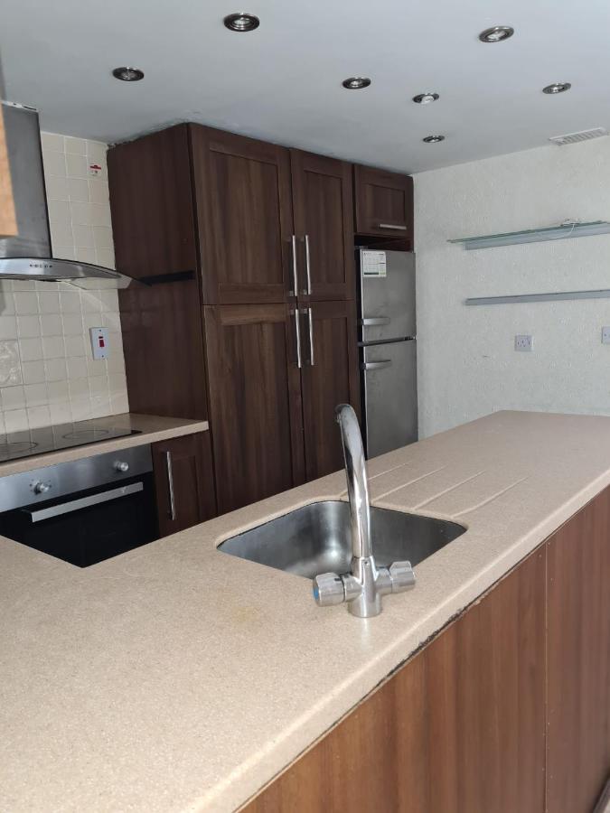 One Bedroom Apartment Dublin Bagian luar foto